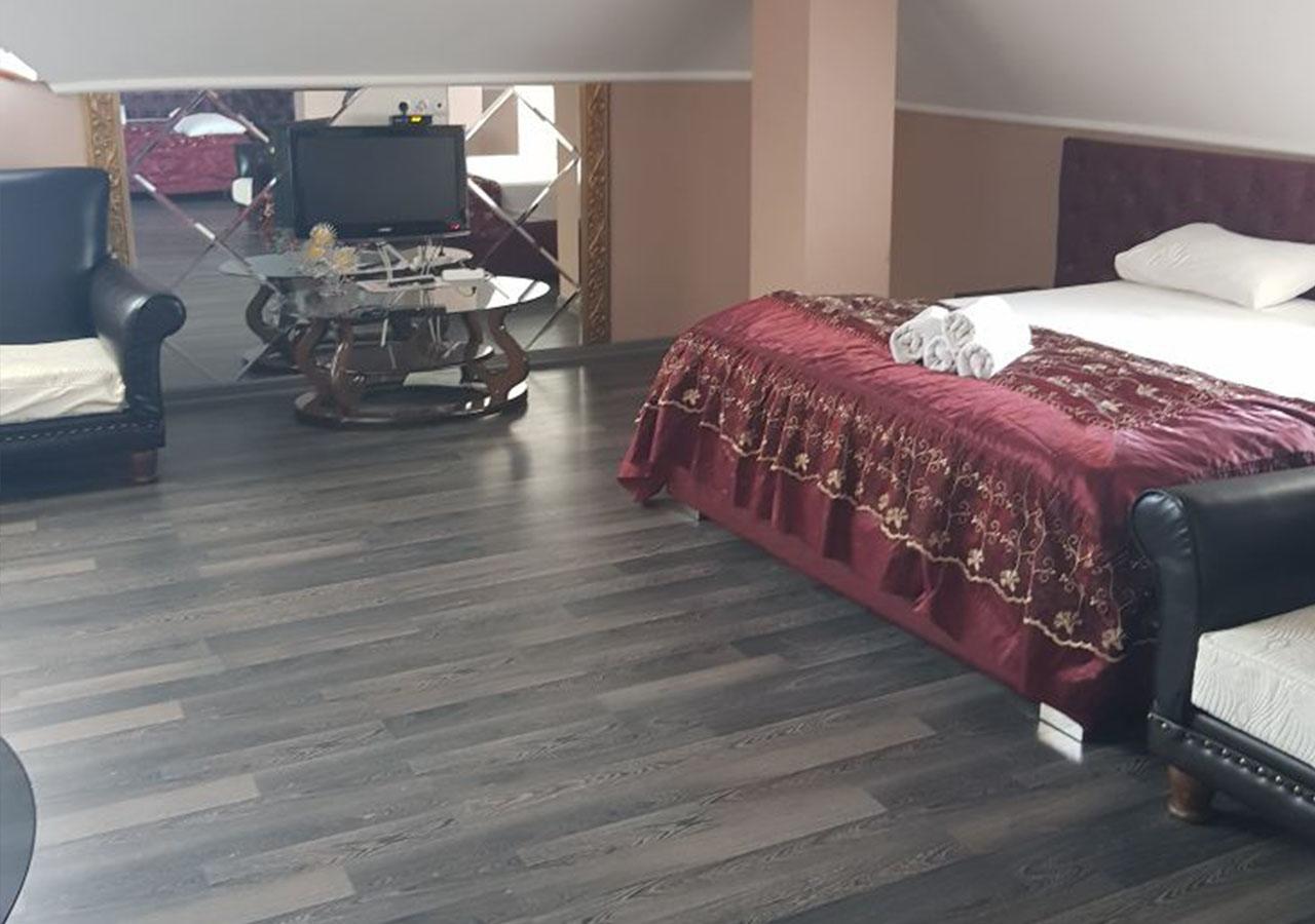 Emperum Nelson Hotel Chişinău Esterno foto