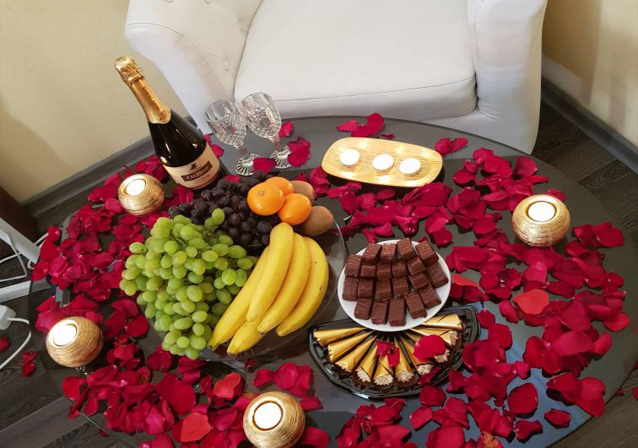 Emperum Nelson Hotel Chişinău Esterno foto