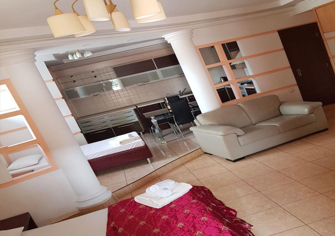 Emperum Nelson Hotel Chişinău Esterno foto